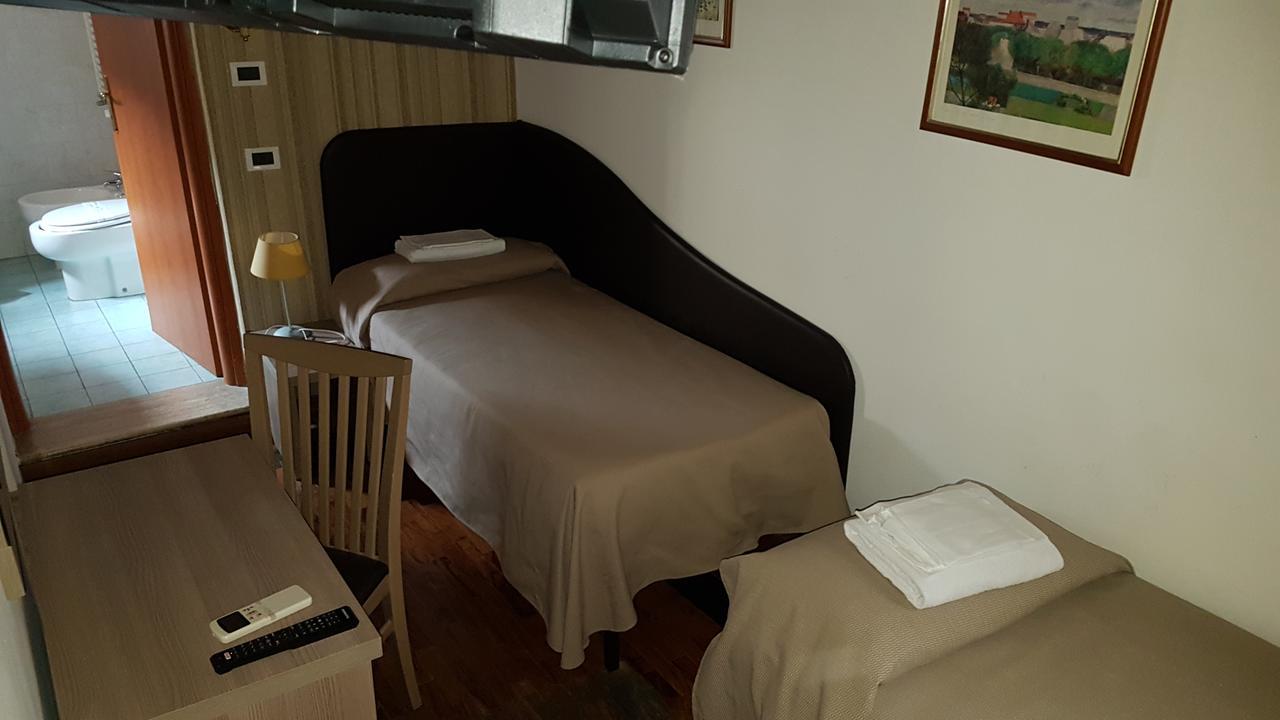Hotel Il Castelletto Rome Buitenkant foto