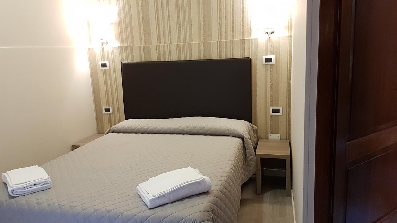 Hotel Il Castelletto Rome Buitenkant foto