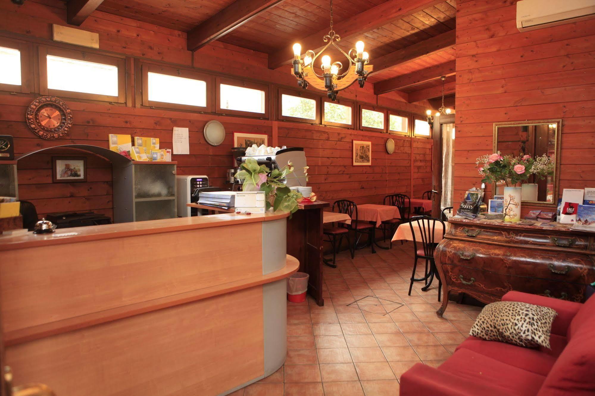 Hotel Il Castelletto Rome Buitenkant foto